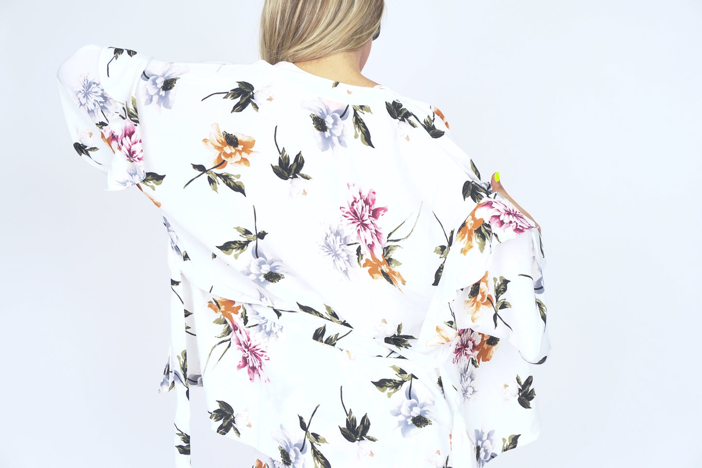 PRIMA FLOWER KIMONO